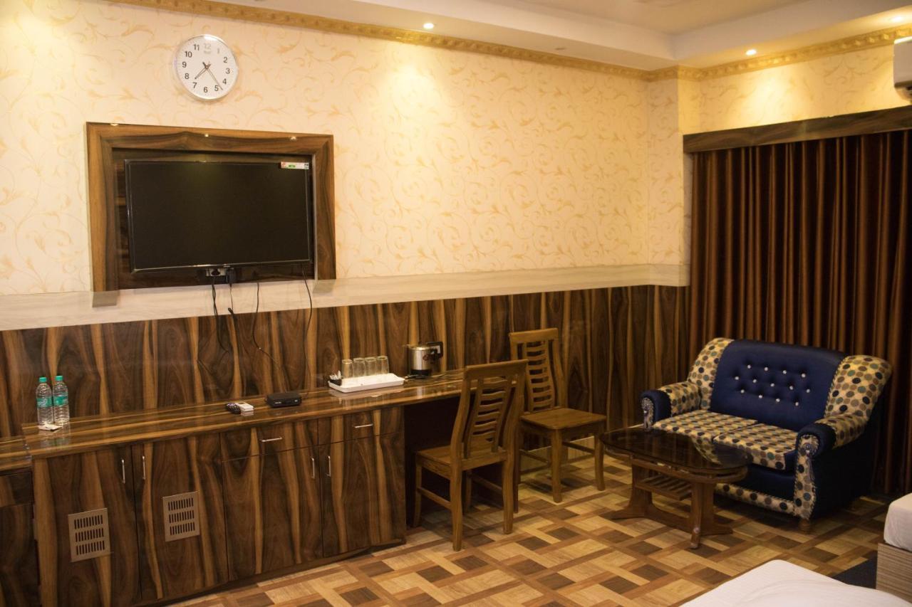Rmd Hotels & Resorts Калькутта Экстерьер фото